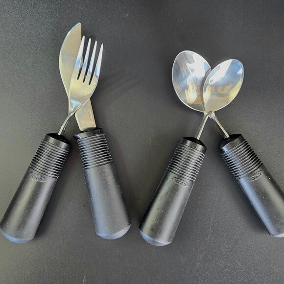 OXO - Made in China - Flatware - Good Grip - Set of 4 - Picture 3 of 9